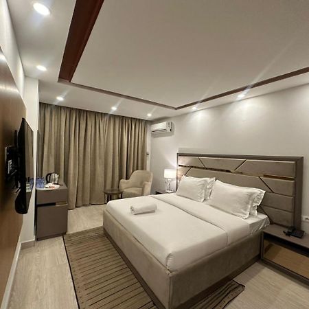 Hotel Belle Vie Kinshasa Eksteriør billede